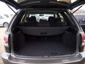 2002 Toyota Harrier Pictures