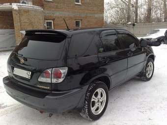 2002 Toyota Harrier Pictures