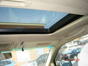 2002 Toyota Harrier Pictures