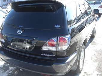 2002 Toyota Harrier Photos