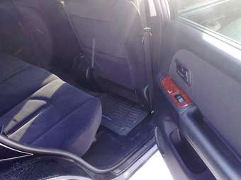 2002 Toyota Harrier Pictures