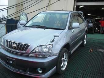 2002 Toyota Harrier Images