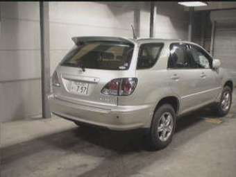 2002 Toyota Harrier Photos
