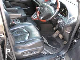 2002 Toyota Harrier Photos