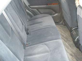 2002 Toyota Harrier Pictures