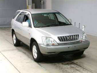 2002 Toyota Harrier Pictures