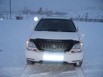 2002 Toyota Harrier Photos