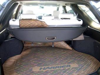 2002 Toyota Harrier Pictures