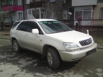 2002 Toyota Harrier Pics