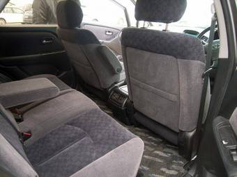 2002 Toyota Harrier Photos