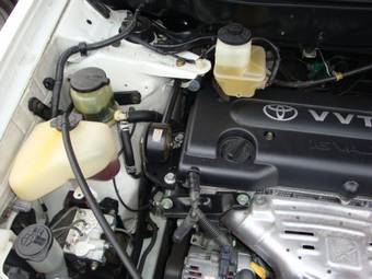 2002 Toyota Harrier Pictures