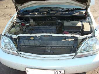 2002 Toyota Harrier Pictures