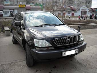 2002 Toyota Harrier Photos