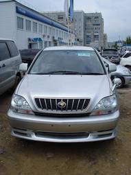 2002 Toyota Harrier Photos