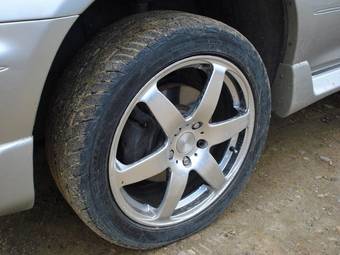 2002 Toyota Harrier Pictures