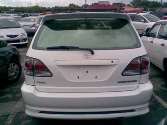 2002 Toyota Harrier Photos