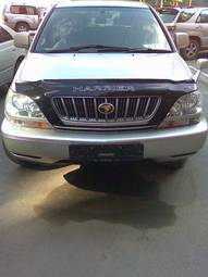 2002 Toyota Harrier Pictures