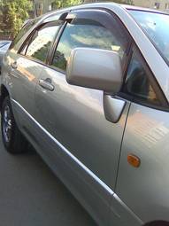 2002 Toyota Harrier Photos