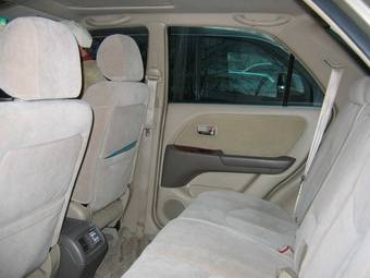 2002 Toyota Harrier Photos