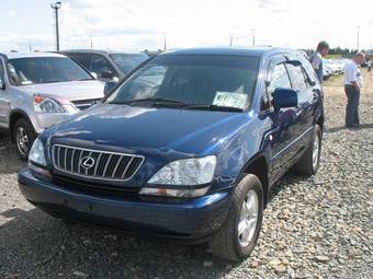 2002 Toyota Harrier Photos