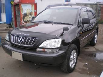 2002 Toyota Harrier Pictures