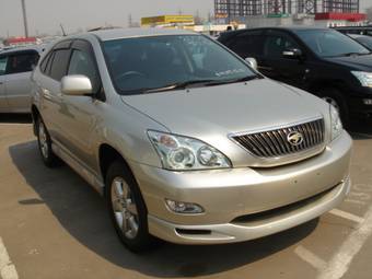 2003 Toyota Harrier