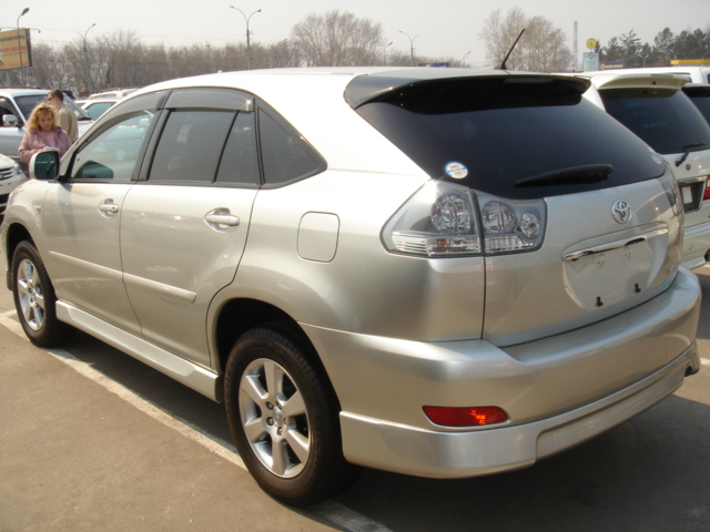 2003 Toyota Harrier