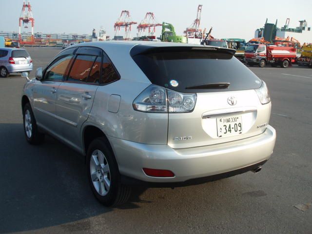 2003 Toyota Harrier