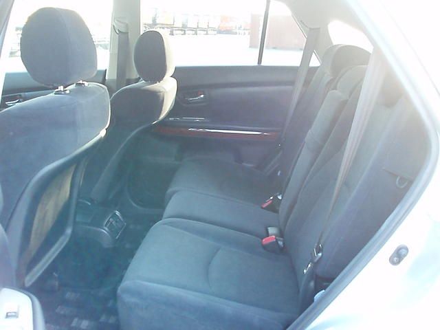 2003 Toyota Harrier