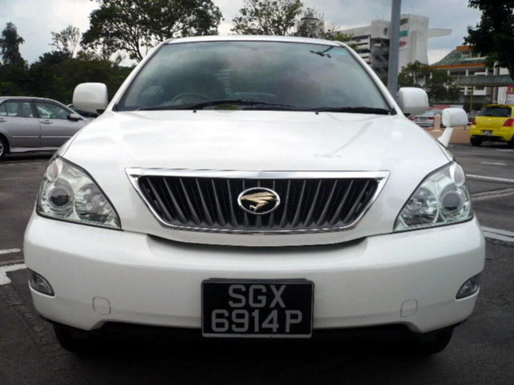 2003 Toyota Harrier