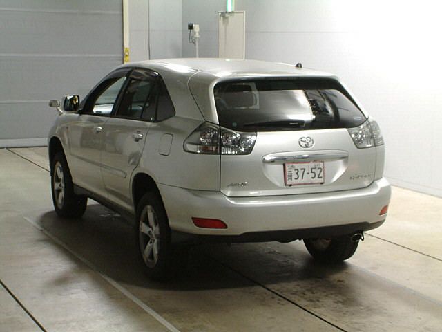 2003 Toyota Harrier