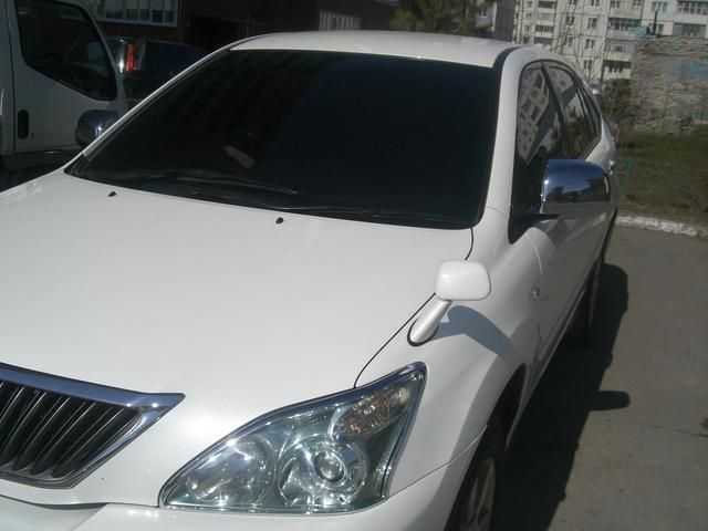 2003 Toyota Harrier