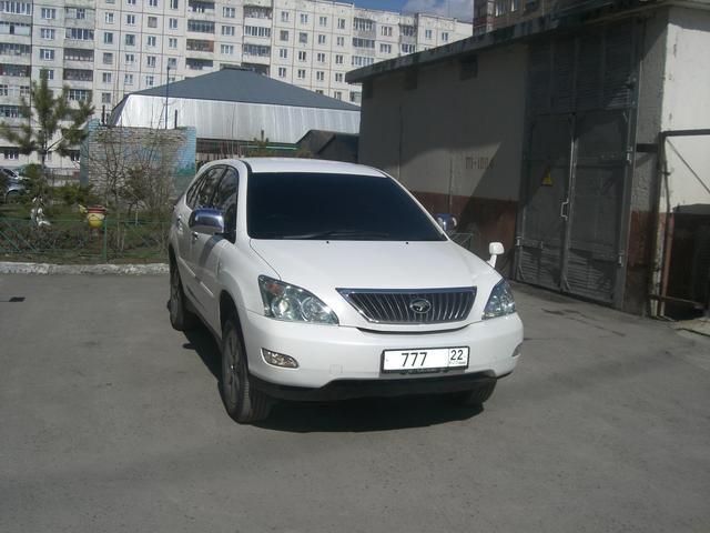 2003 Toyota Harrier
