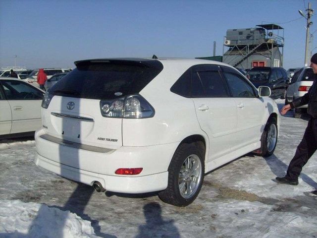 2003 Toyota Harrier