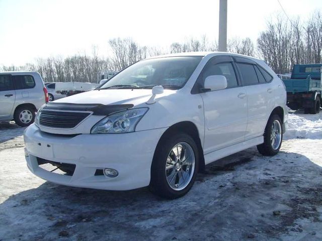 2003 Toyota Harrier