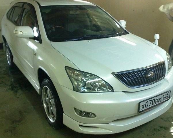 2003 Toyota Harrier