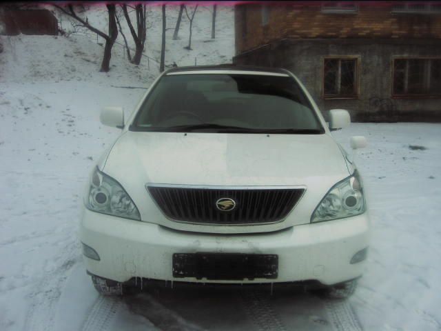 2003 Toyota Harrier