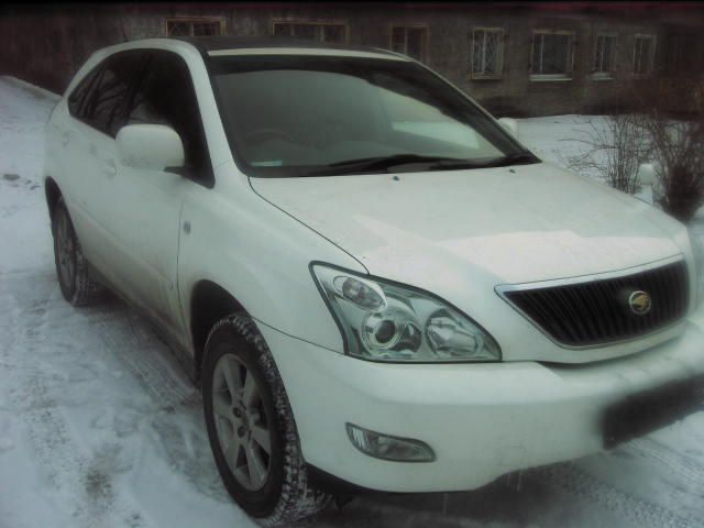 2003 Toyota Harrier