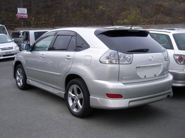 2003 Toyota Harrier