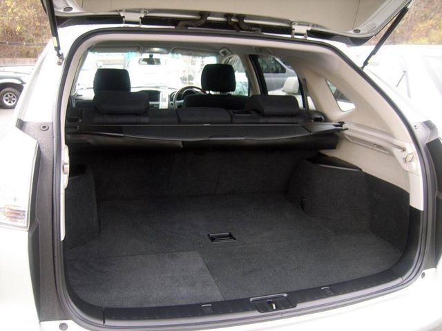2003 Toyota Harrier