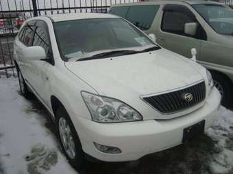 2003 Toyota Harrier