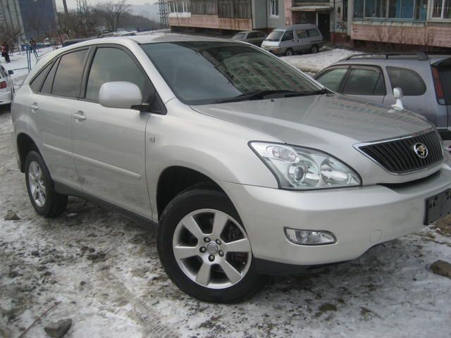 2003 Toyota Harrier
