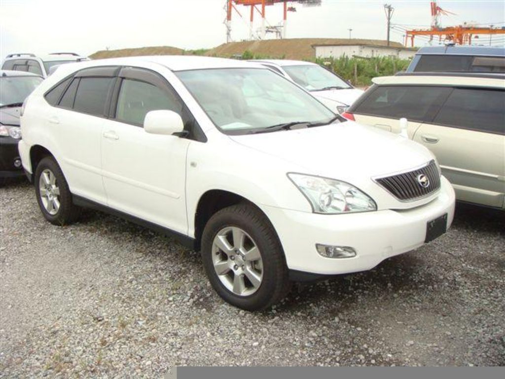 2003 Toyota Harrier