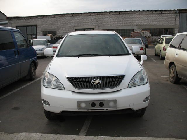 2003 Toyota Harrier