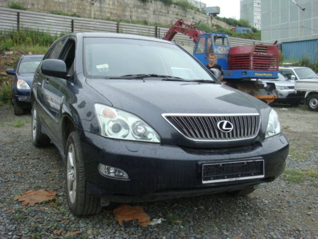 2003 Toyota Harrier