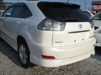 2003 Toyota Harrier