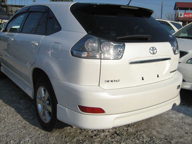 2003 Toyota Harrier