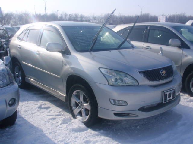 2003 Toyota Harrier
