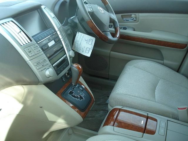 2003 Toyota Harrier