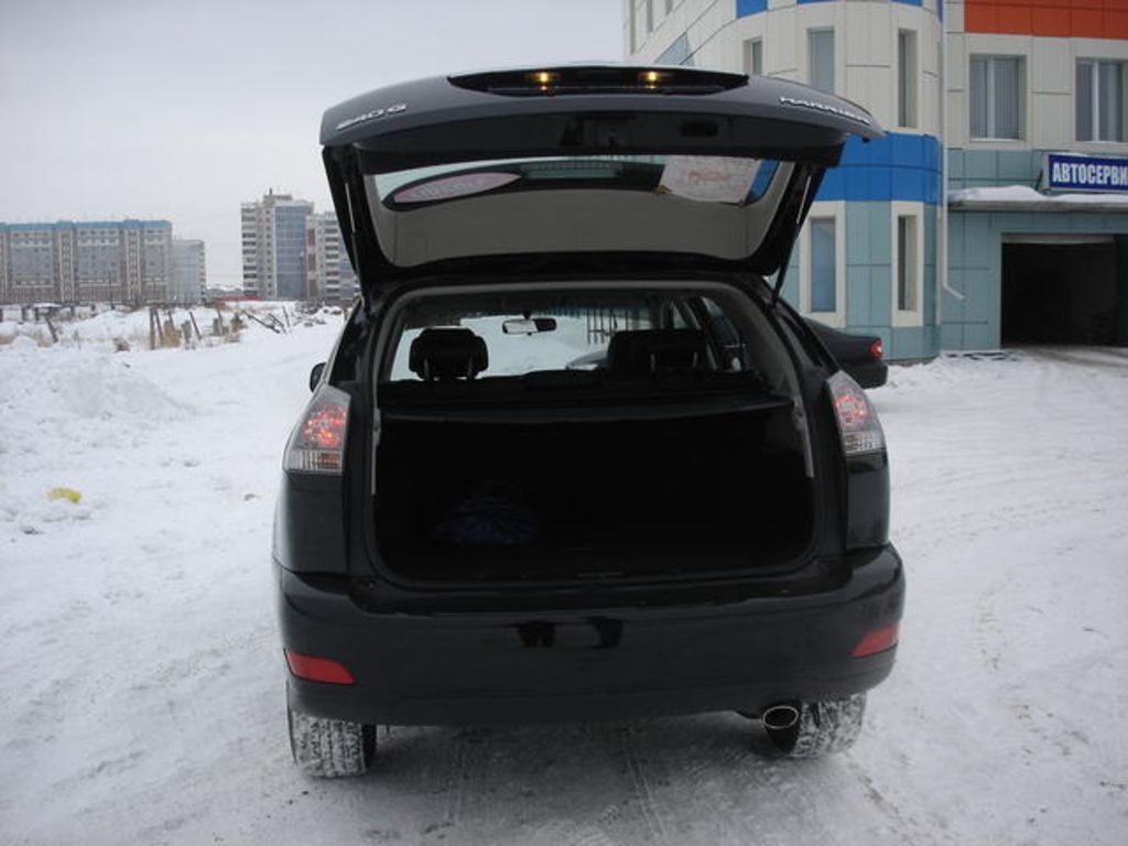 2003 Toyota Harrier